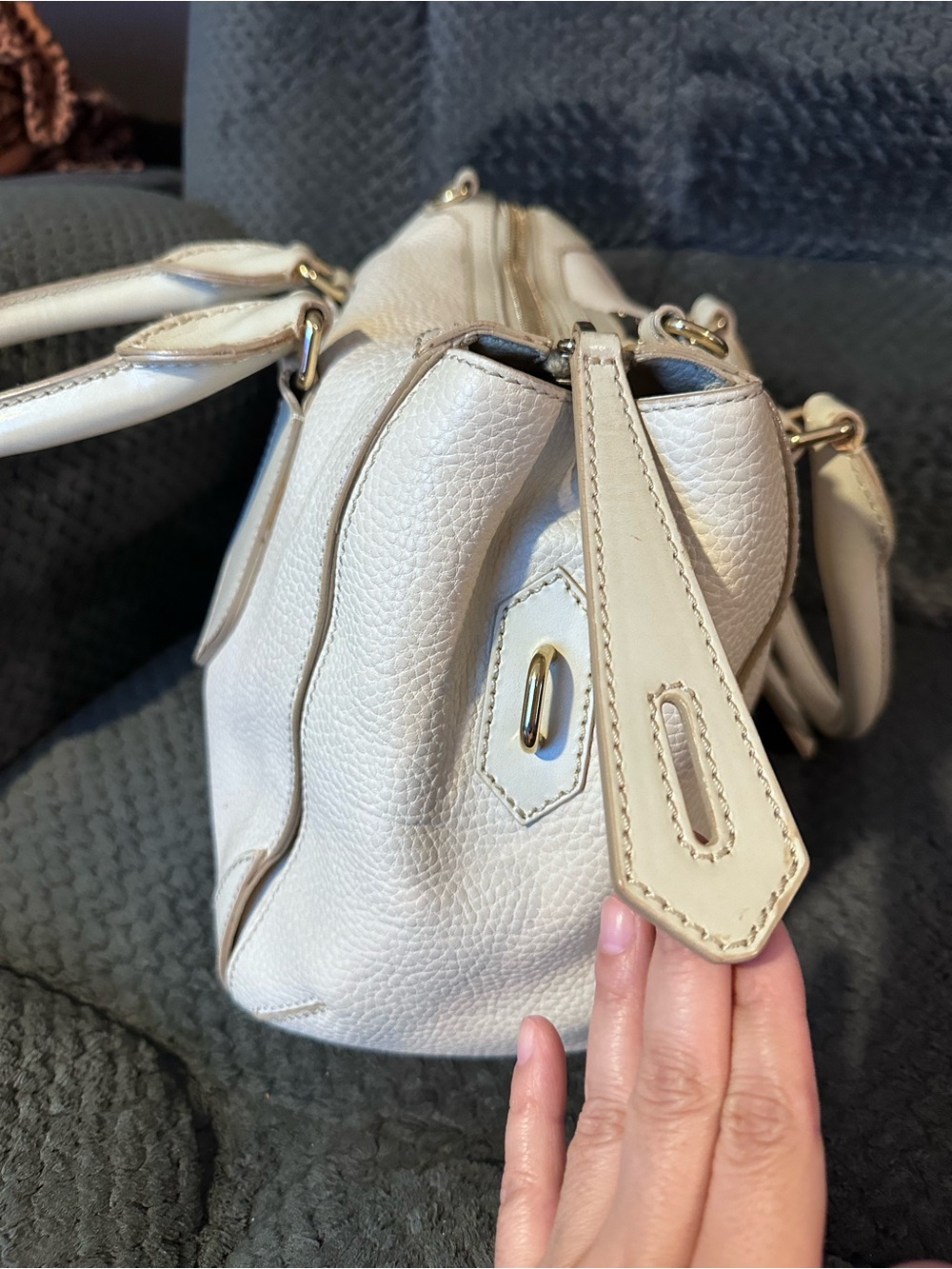 Burberry Pebbled Leather Satchel in Off-White - Picture 16 of 17